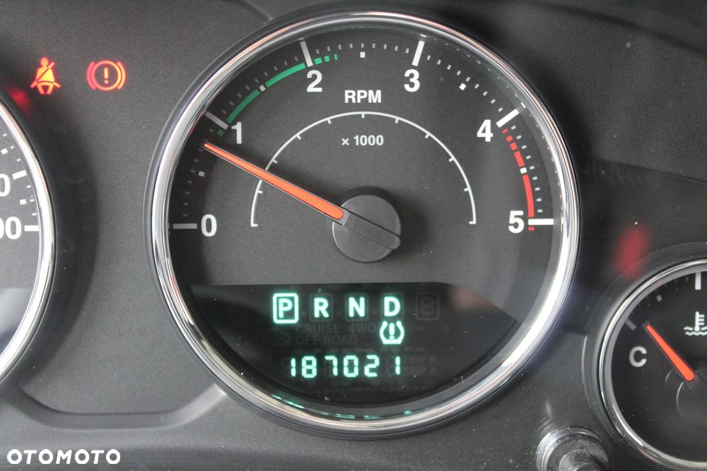 Jeep Wrangler 2.8 CRD Unlim Sport - 15