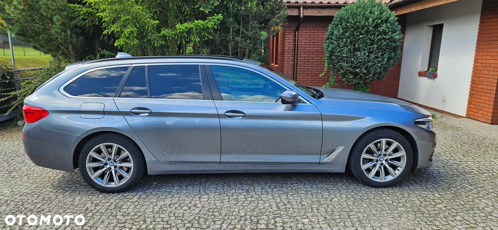 BMW Seria 5 520d - 5