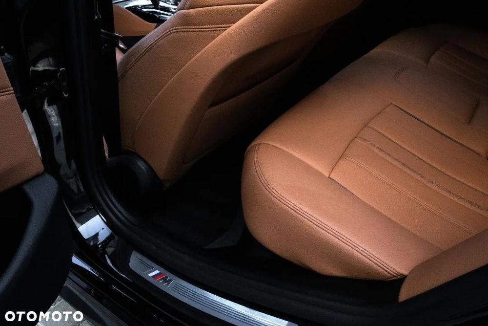 BMW Seria 5 - 29