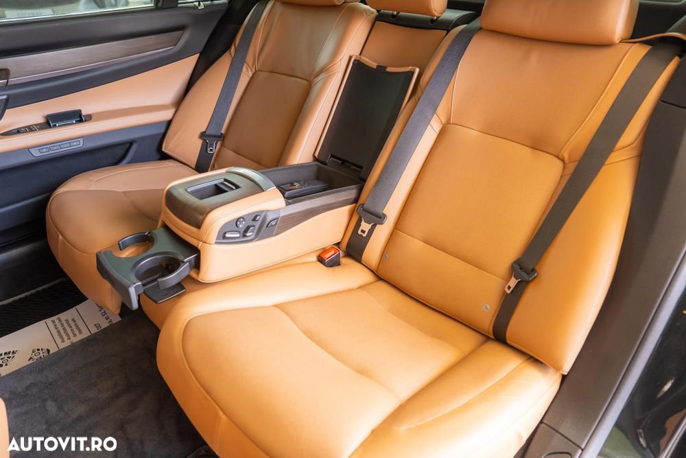 BMW Seria 7 750Li xDrive Aut. - 22