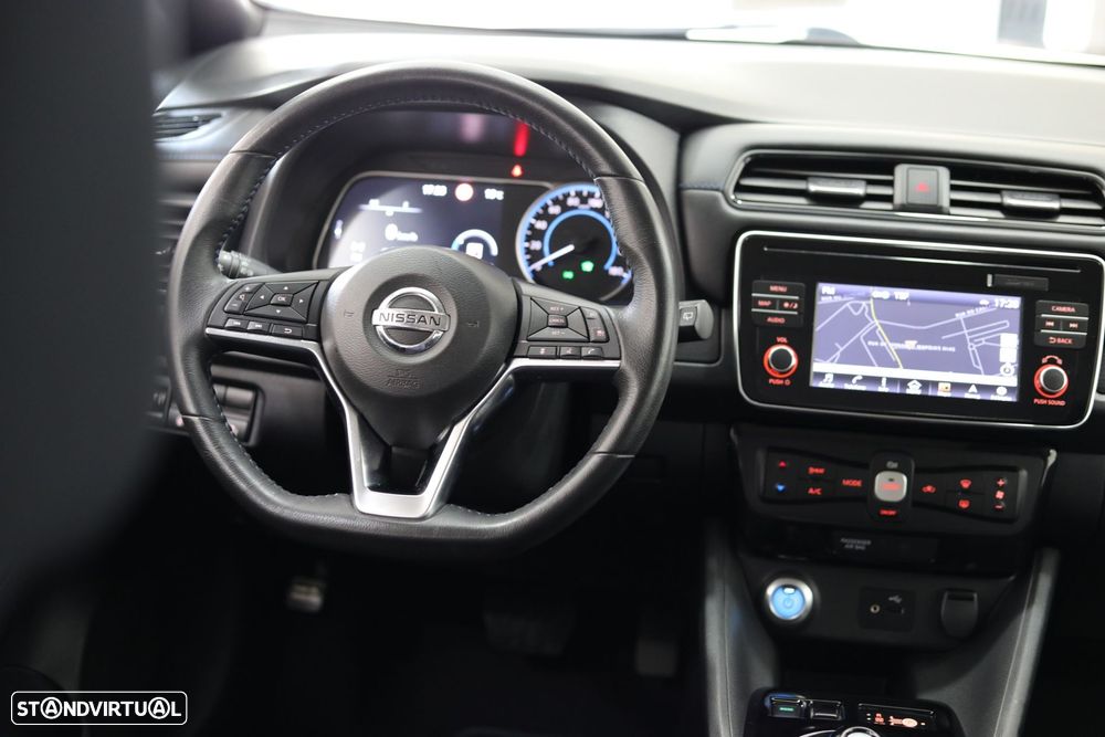 Nissan Leaf N-Connecta - 8
