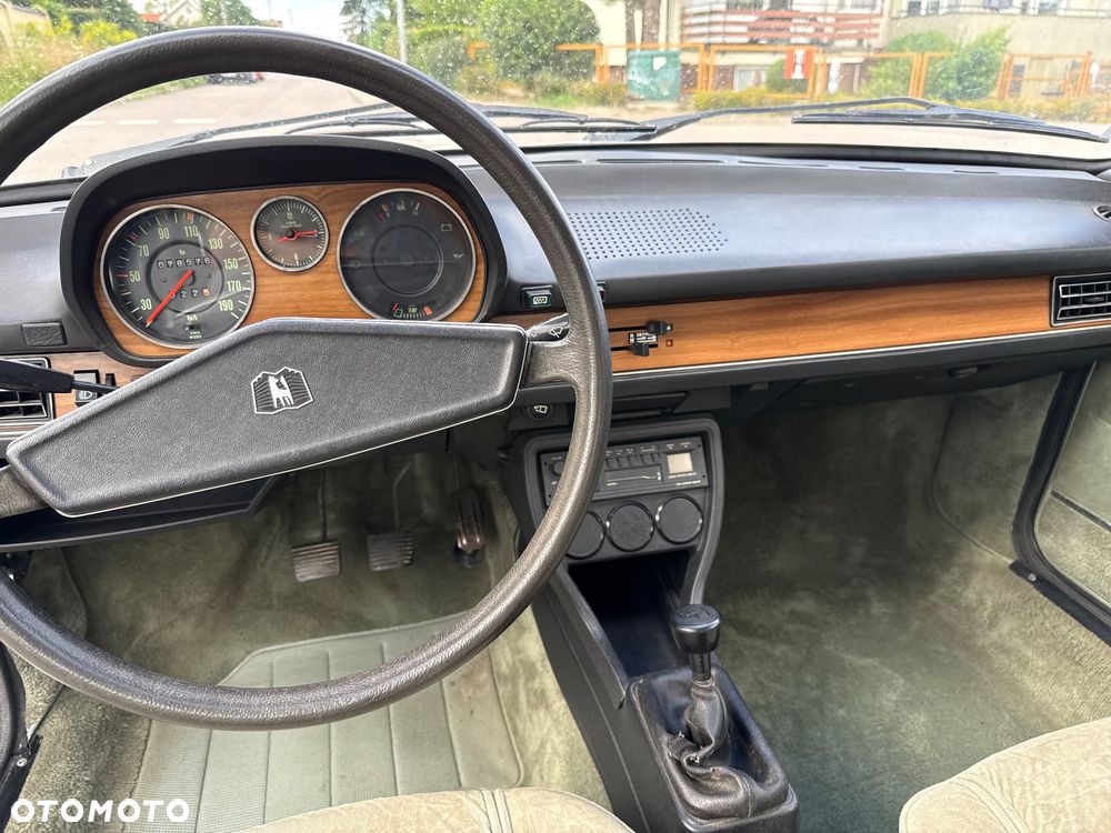 Volkswagen Passat - 9