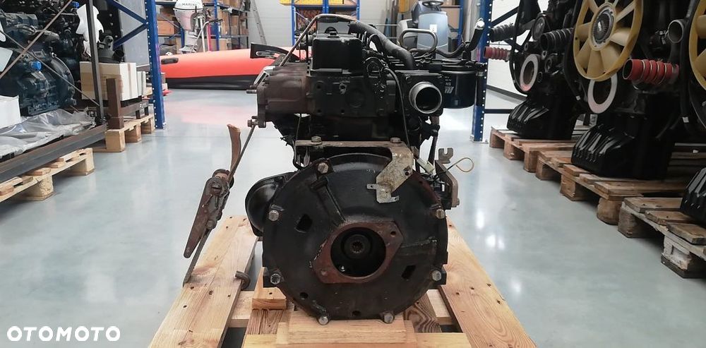 SILNIK YANMAR 4TNV88 BXBVA 30,7 kW/ 2400 rpm 11789 zł netto - 6
