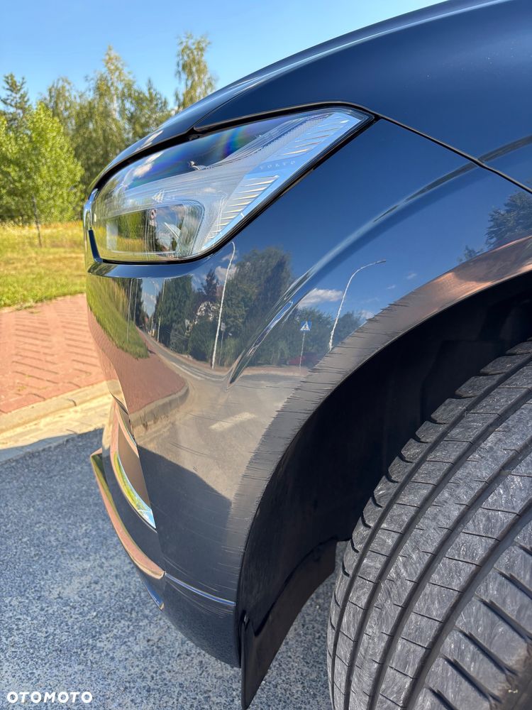 Volvo XC 60 B4 D AWD Inscription - 24