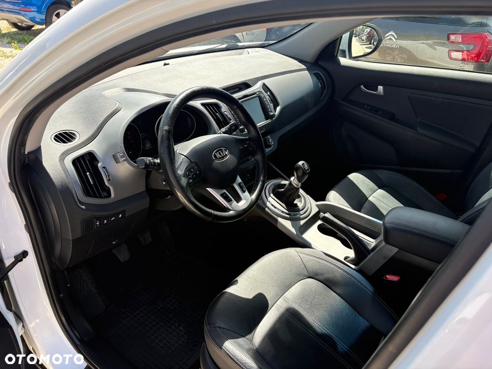 Kia Sportage 2.0 CRDI L AWD - 12