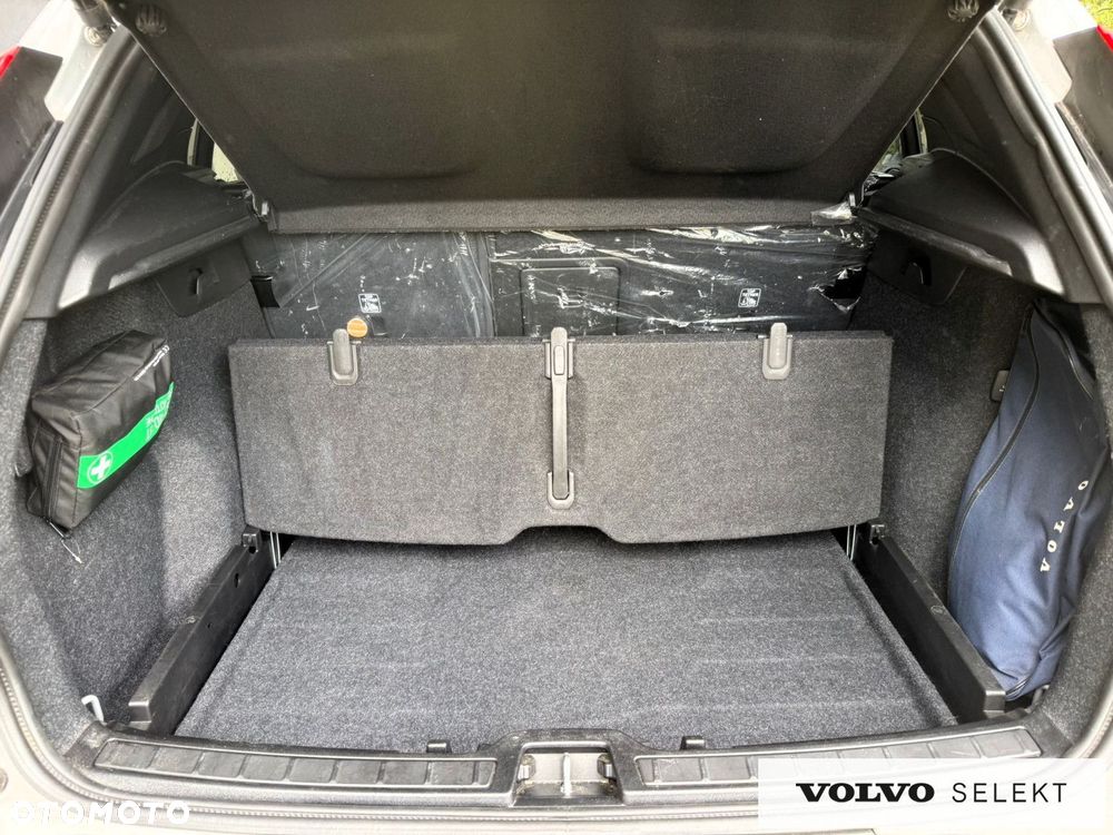 Volvo XC 40 - 17