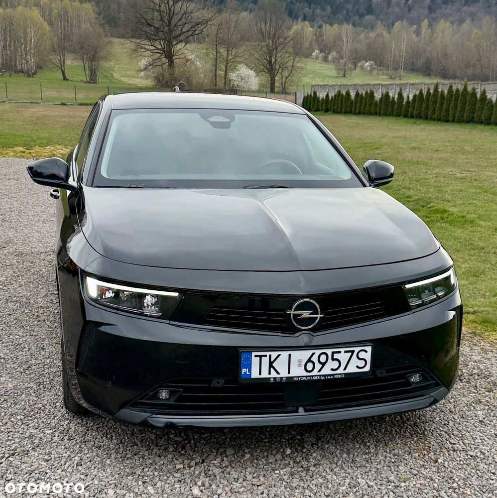 Opel Astra 1.2 Turbo Automatik Edition - 3