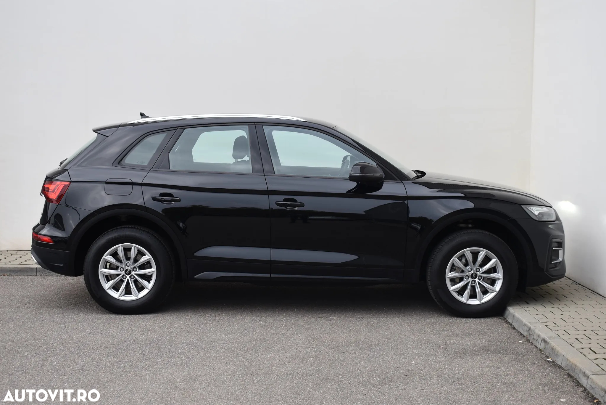 Audi Q5 40 TDI quattro S tronic - 4