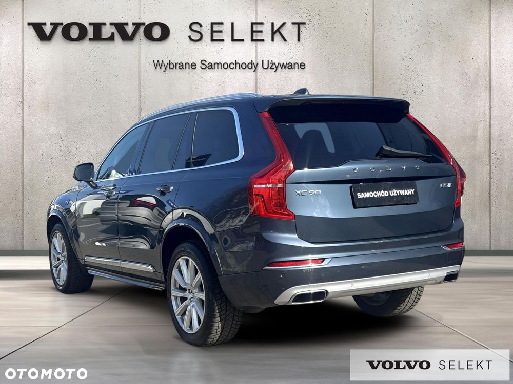 Volvo XC 90 - 3