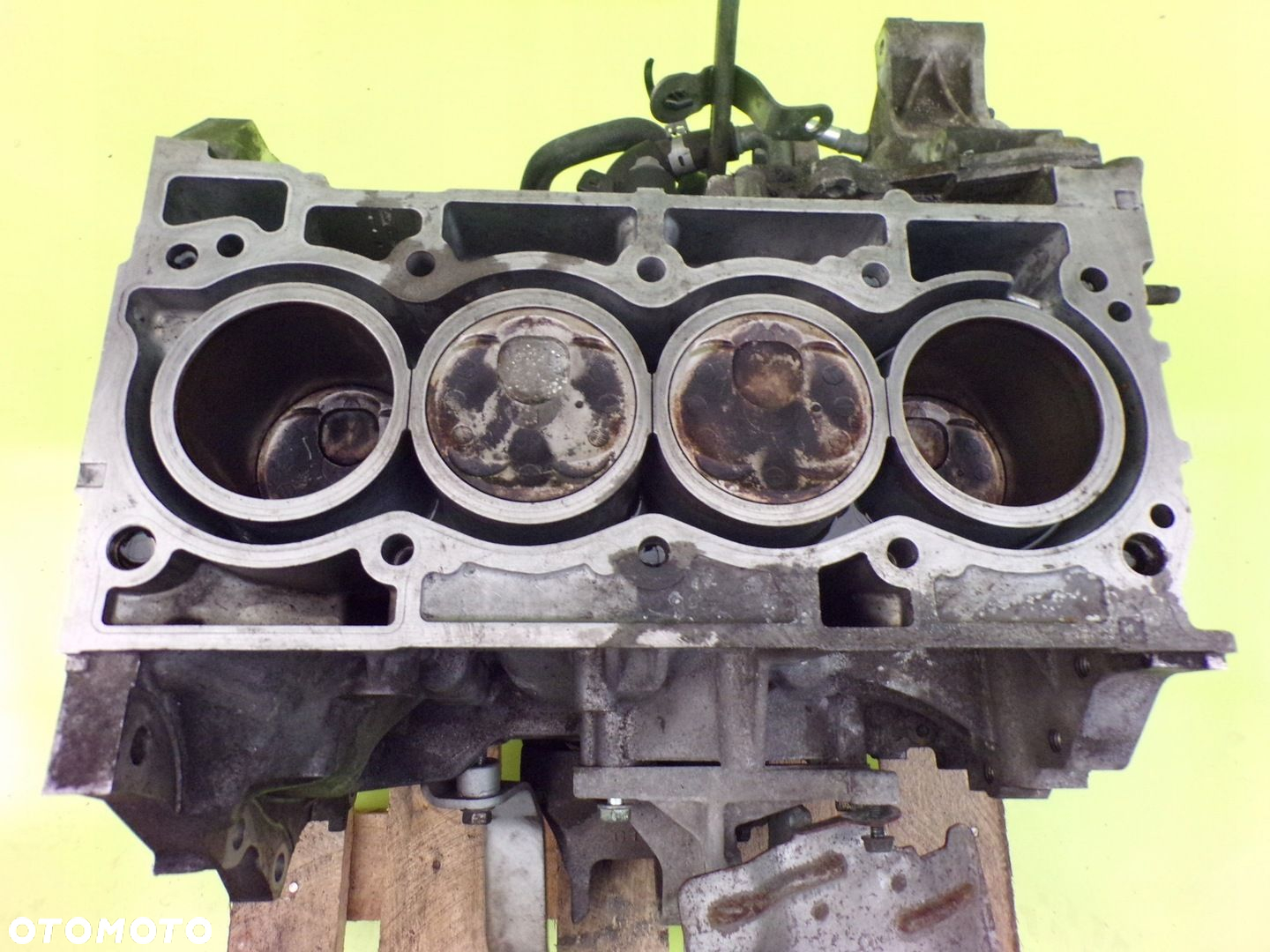 BLOK WAŁ TŁOKI SILNIK MR16 1.6 DIG-T JUKE F15 12R - 2