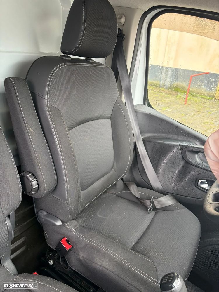 Renault Trafic III 2.0 DCI 2020 Para Peças - 5