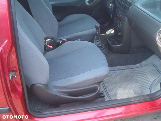 Fiat Punto - 14