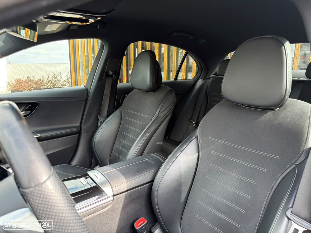 Mercedes-Benz C 300 d AMG Line - 25