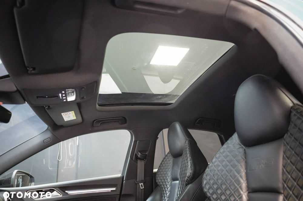 Audi RS3 Limousine - 24