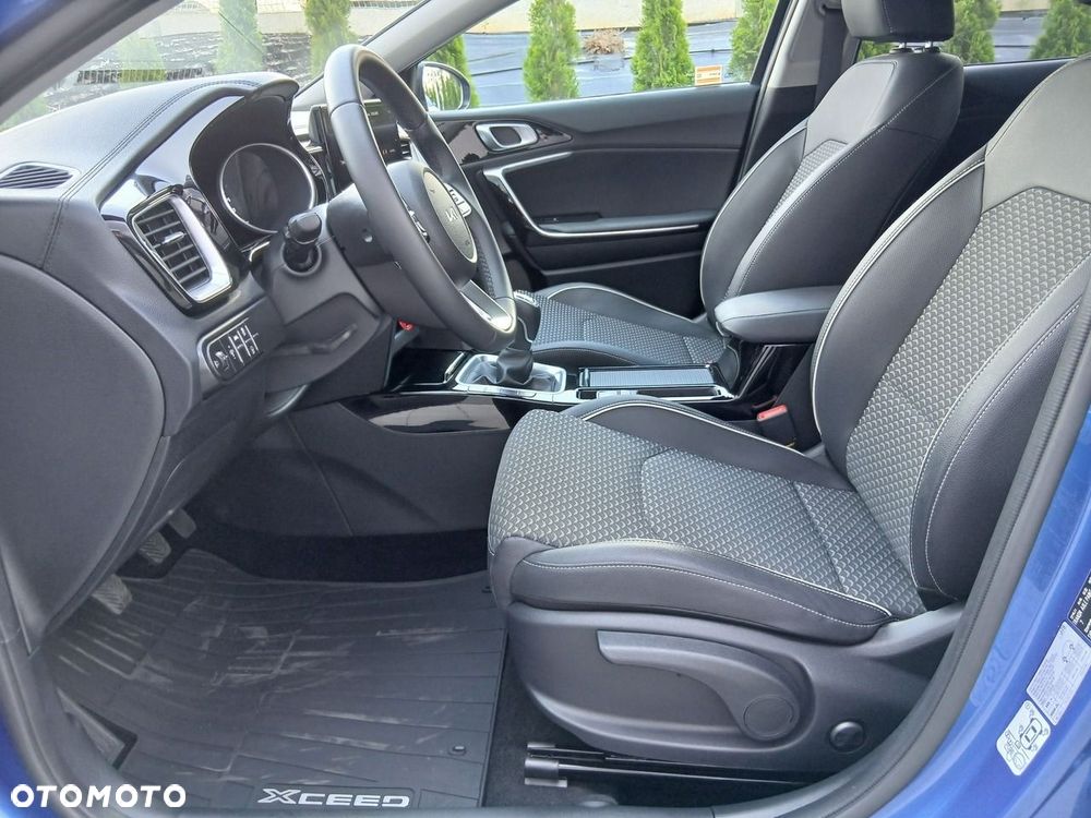 Kia XCeed 1.5 T-GDI L - 16