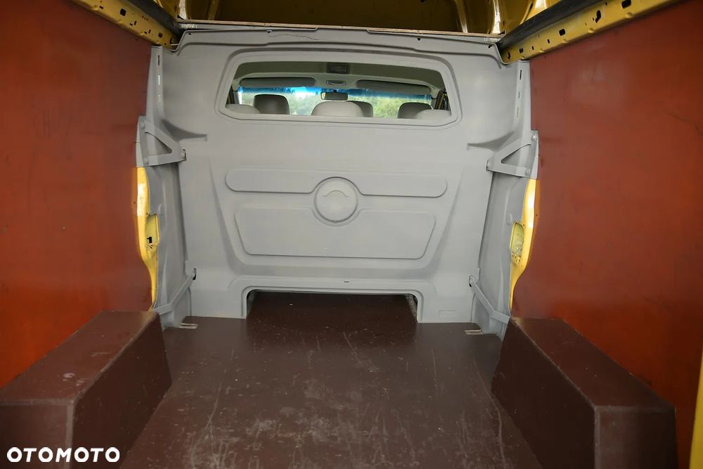 Opel Vivaro - 22