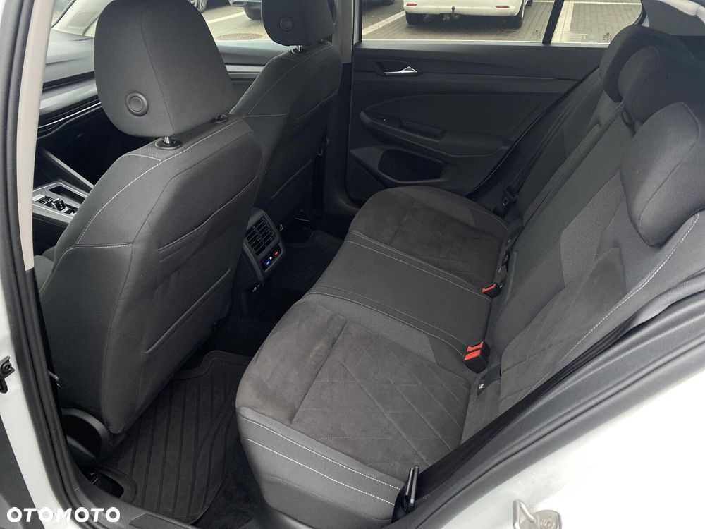 Volkswagen Golf - 30