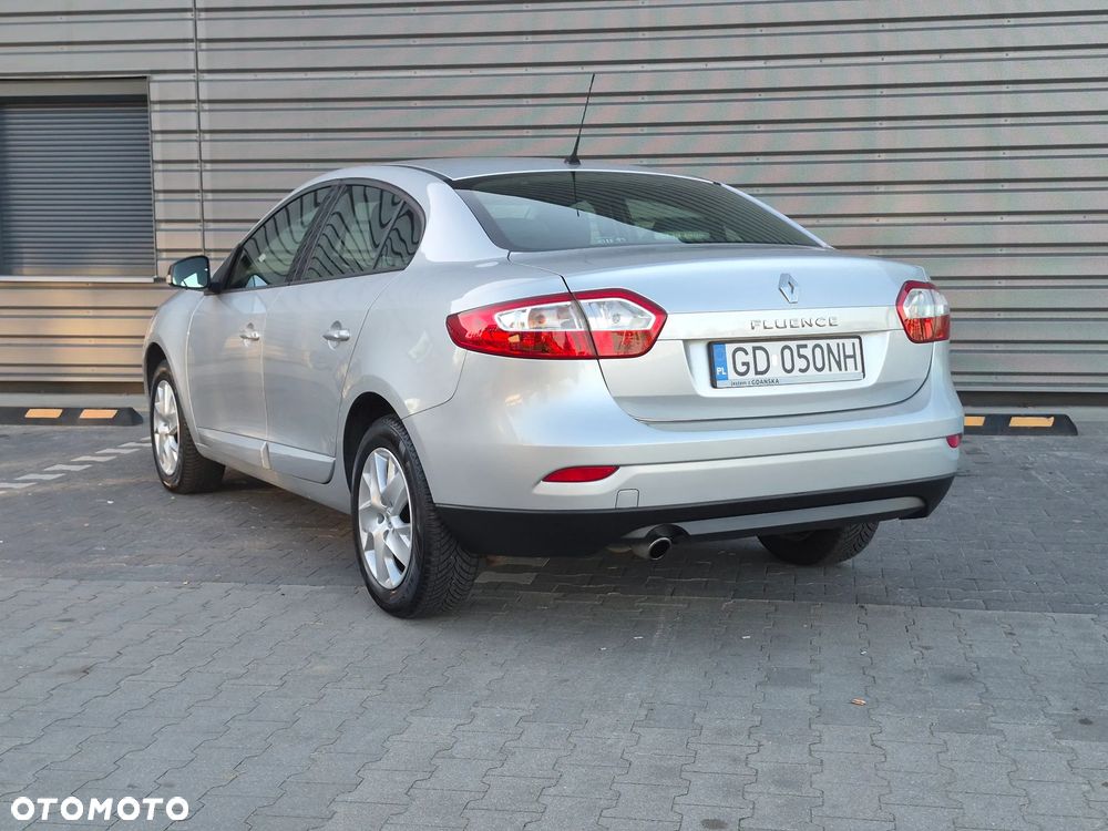 Renault Fluence 1.6 16V 110 Dynamique - 3