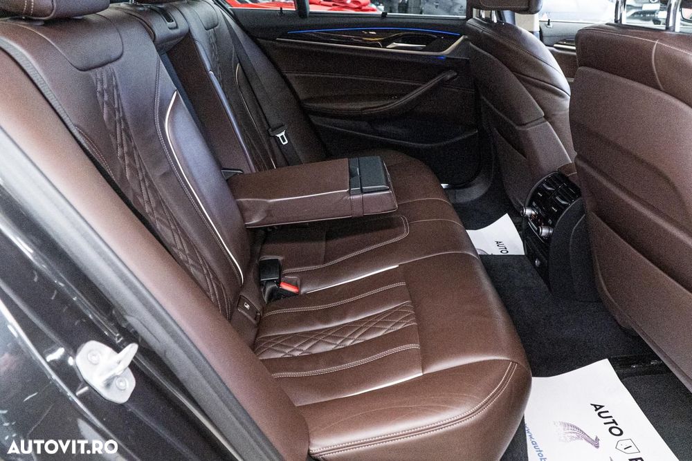 BMW Seria 5 530e iPerformance Aut. Luxury Line - 8