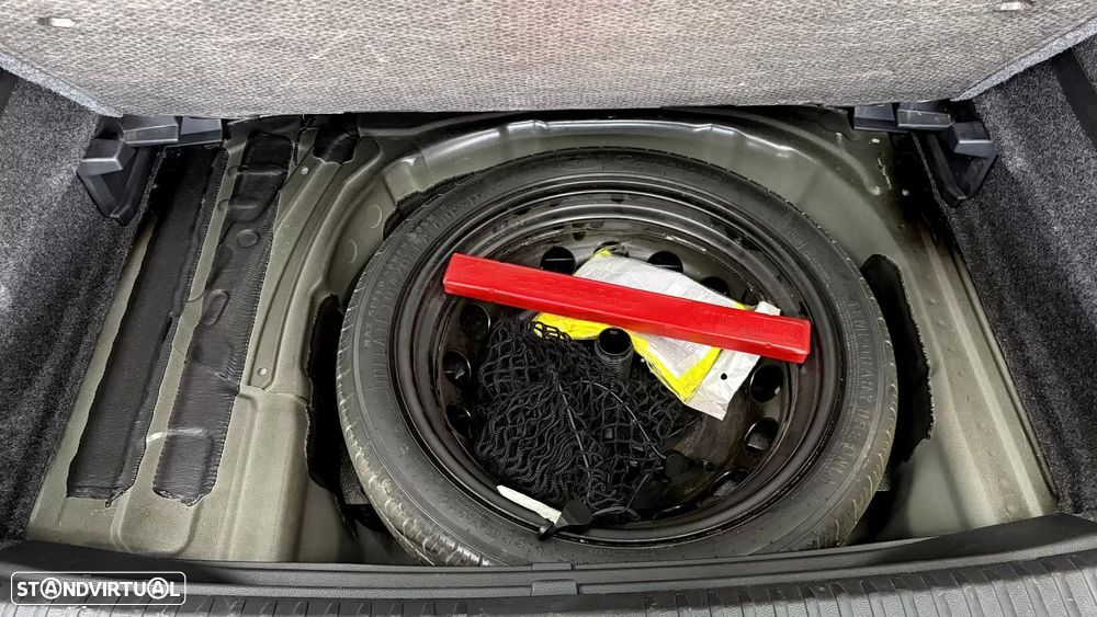 SEAT Arona 1.0 TSI FR - 42