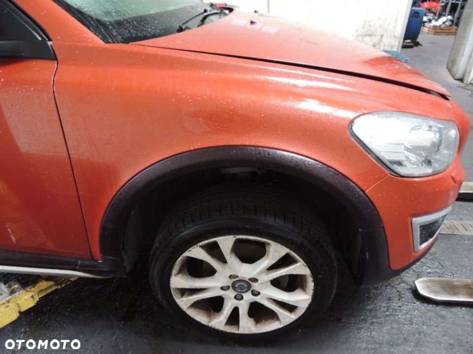 Ćwiartka nadwozia prawy przód VOLVO C30 lift '10 2.0D - 1