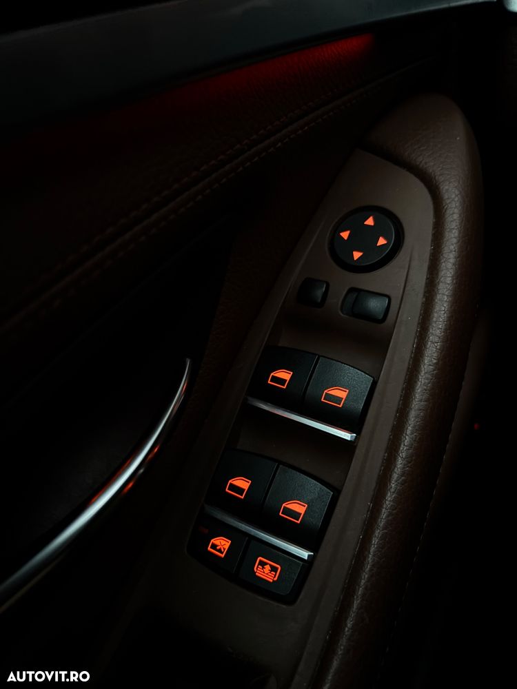 BMW Seria 5 520d - 12