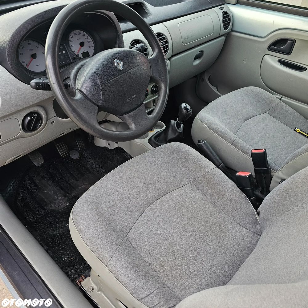 Renault Kangoo 1.2 16V Privilege - 19