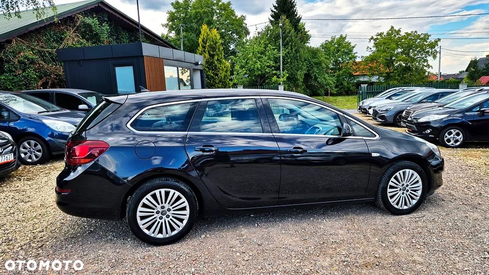 Opel Astra 1.4 T Cosmo - 12