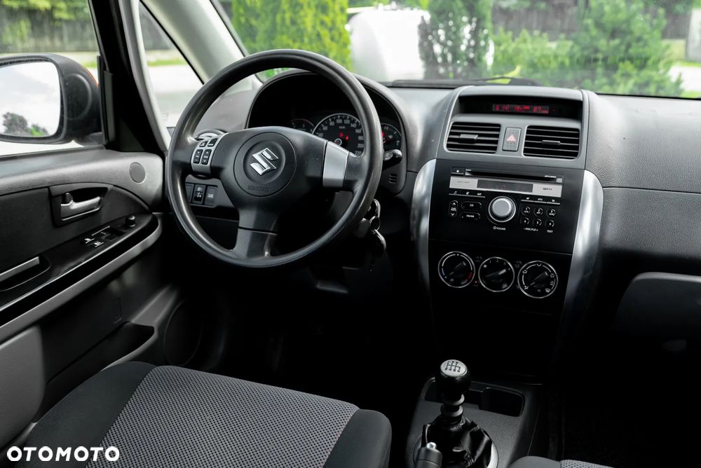 Suzuki SX4 1.9 DDiS DPF Streetline 4x2 Club - 25