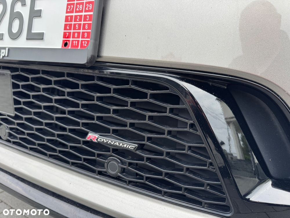 Land Rover Discovery Sport P200 R-Dynamic HSE - 39