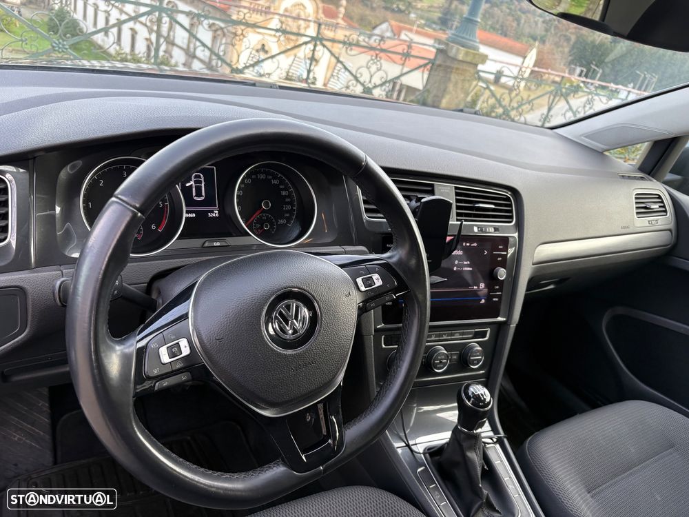 VW Golf 1.6 TDI R-Line - 5