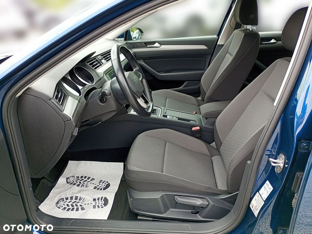 Volkswagen Passat Variant 2.0 TDI EVO Essence - 20
