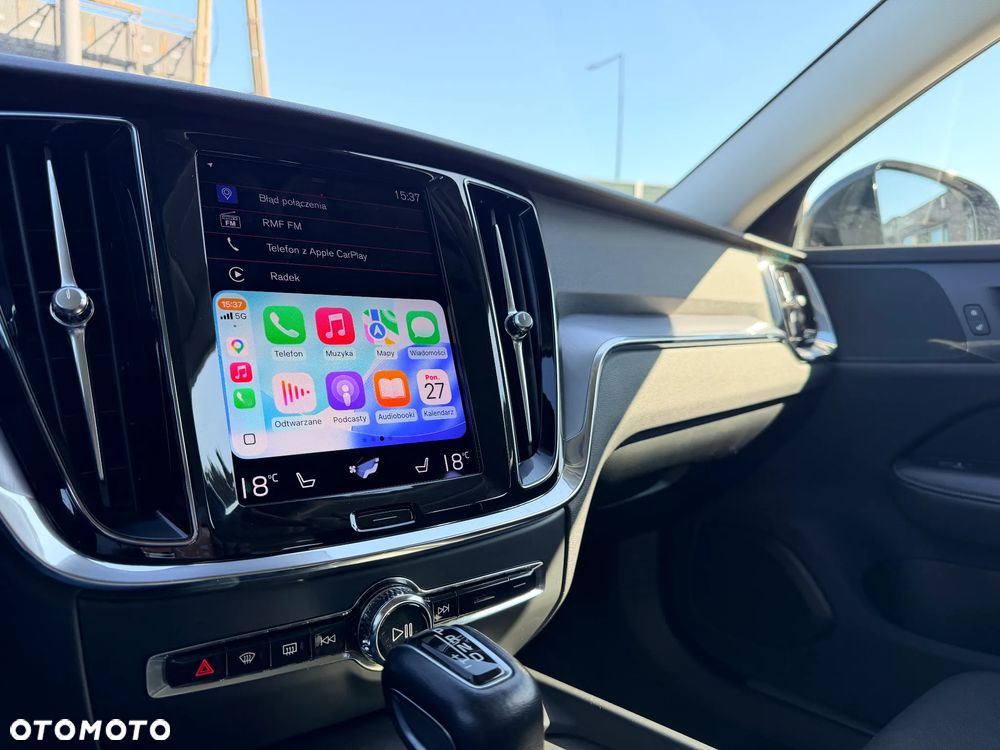 Volvo V60 D4 Momentum Pro - 25