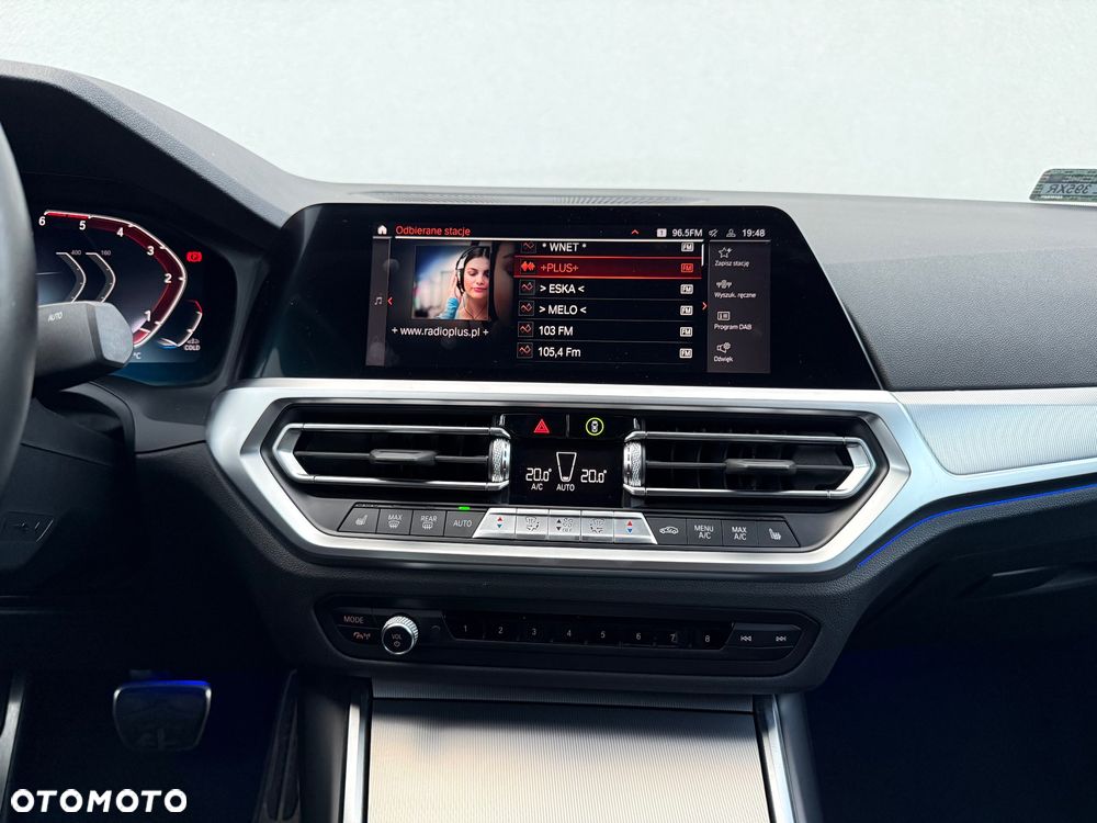 BMW Seria 3 320d xDrive M Sport Sport - 16