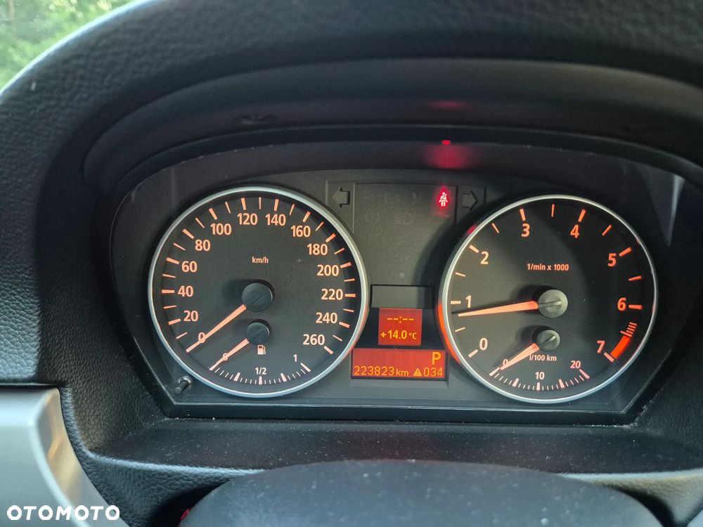 BMW Seria 3 - 23