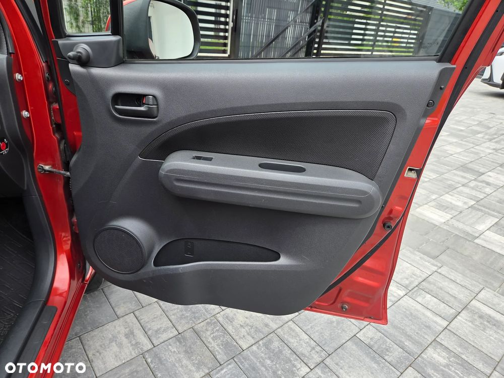 Suzuki Splash - 31