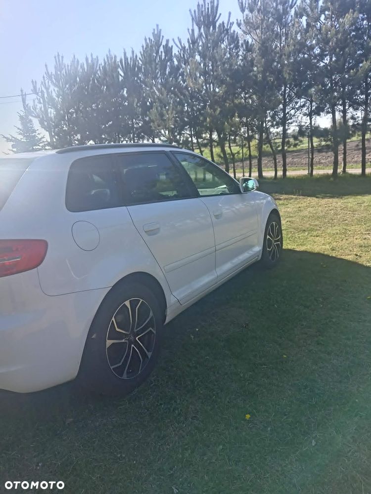 Audi A3 Sportback - 5