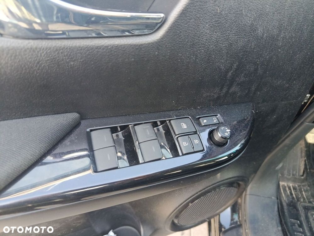 Toyota Hilux - 20