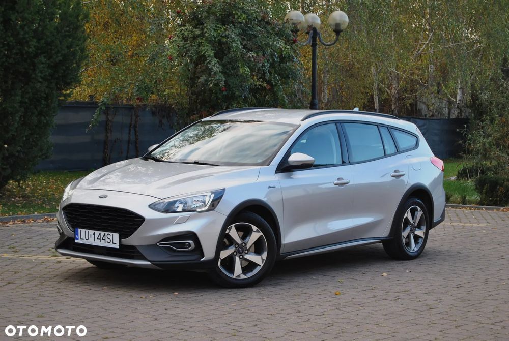 Ford Focus Turnier 1.0 EcoBoost Start-Stopp-System ACTIVE