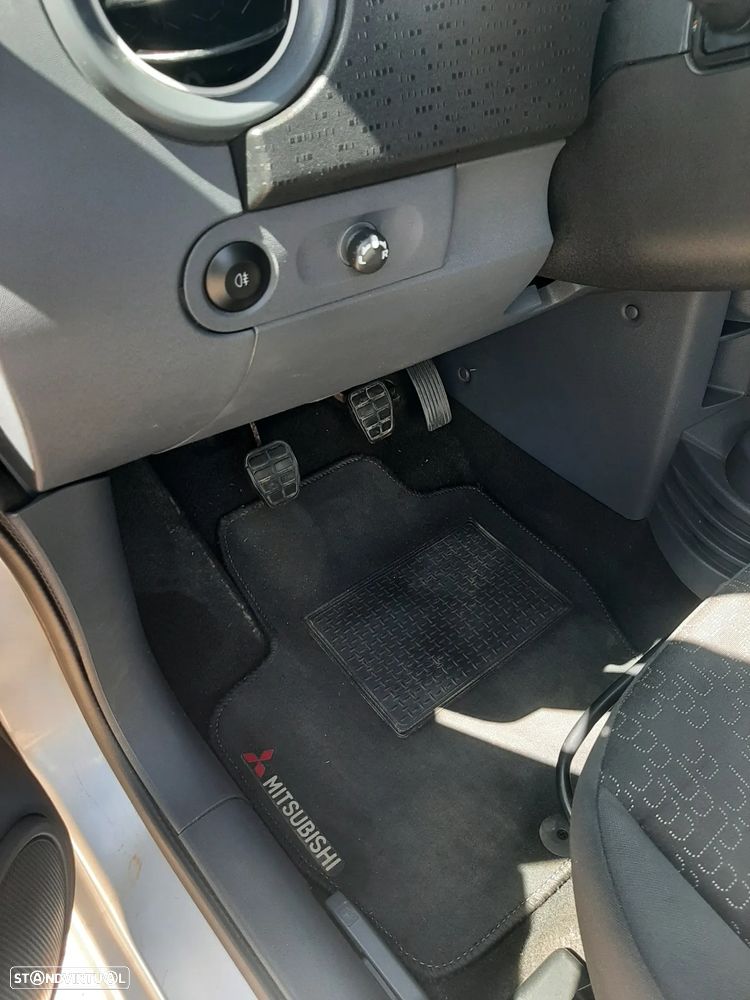 Mitsubishi Colt 1.1 Inform RCD/AC - 12