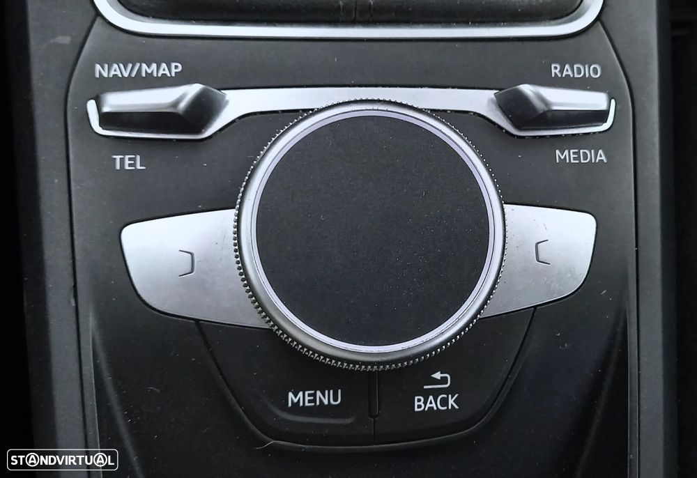 Audi Q2 30 TFSI Advanced - 18