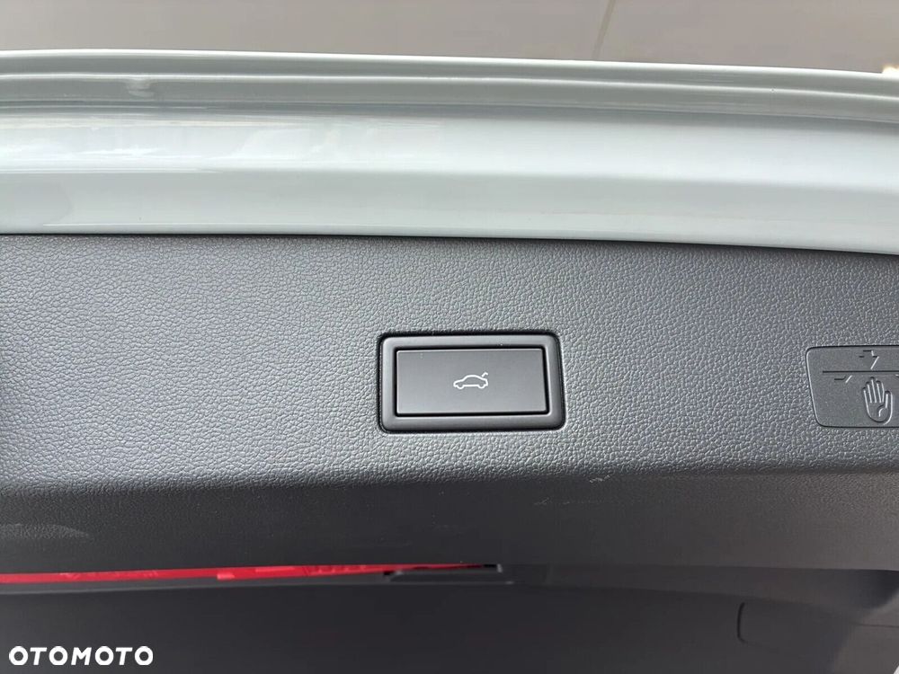 Volkswagen Golf Variant - 9