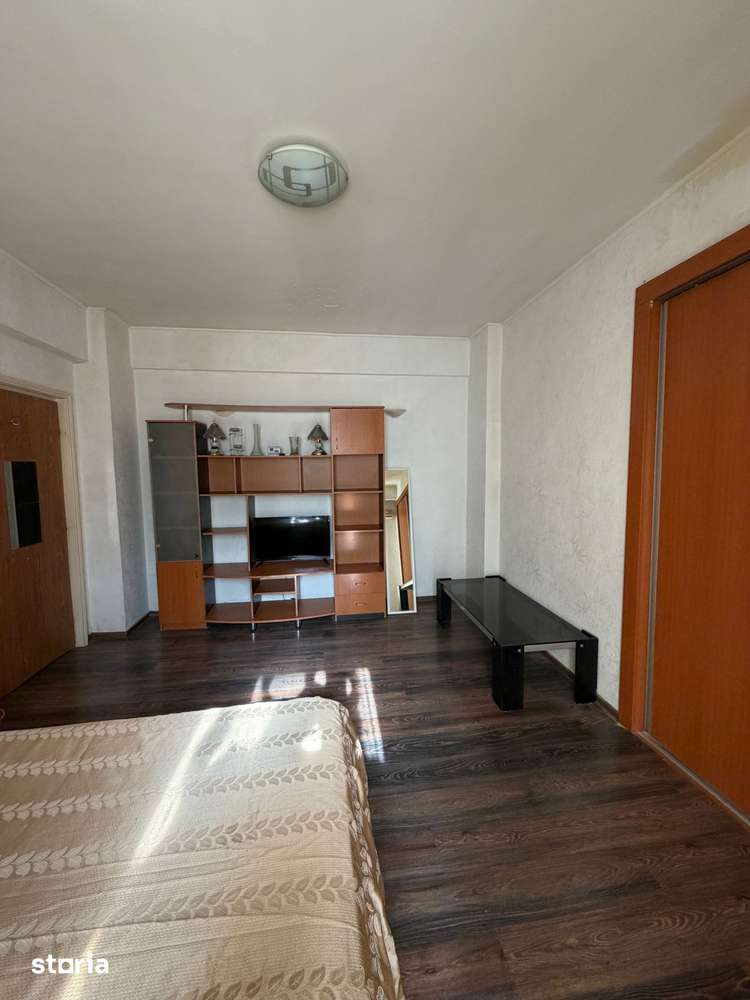 Garsoniera | Metrou P-ta Romana | 36 mp | Renovat 2022 | Pet friendly — fotografia 3