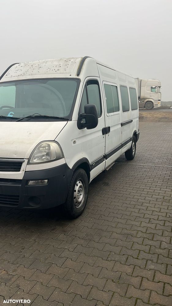 Dezmembram Renault Master 2.5 diesel din 2010 - 1