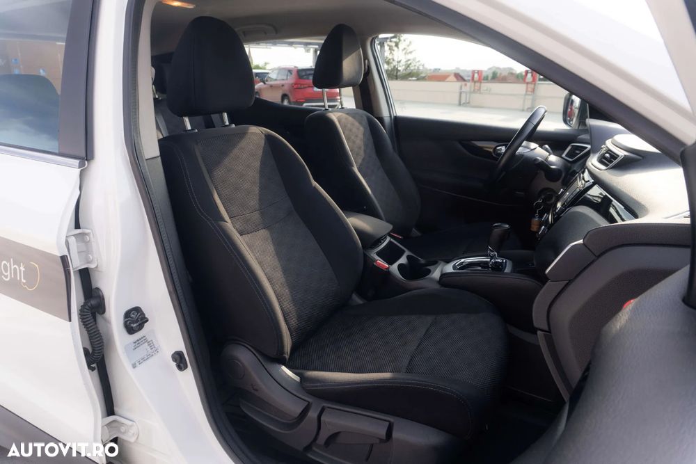 Nissan Qashqai 1.2 DIG-T Start/Stop X-TRONIC Acenta - 27