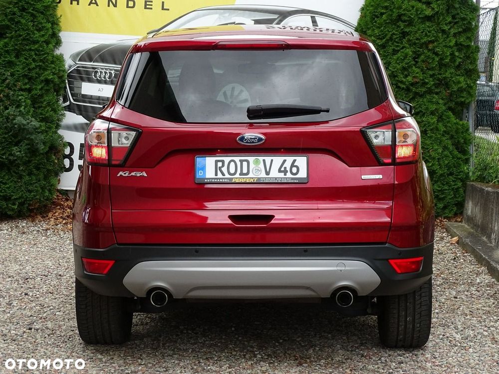 Ford Kuga - 10