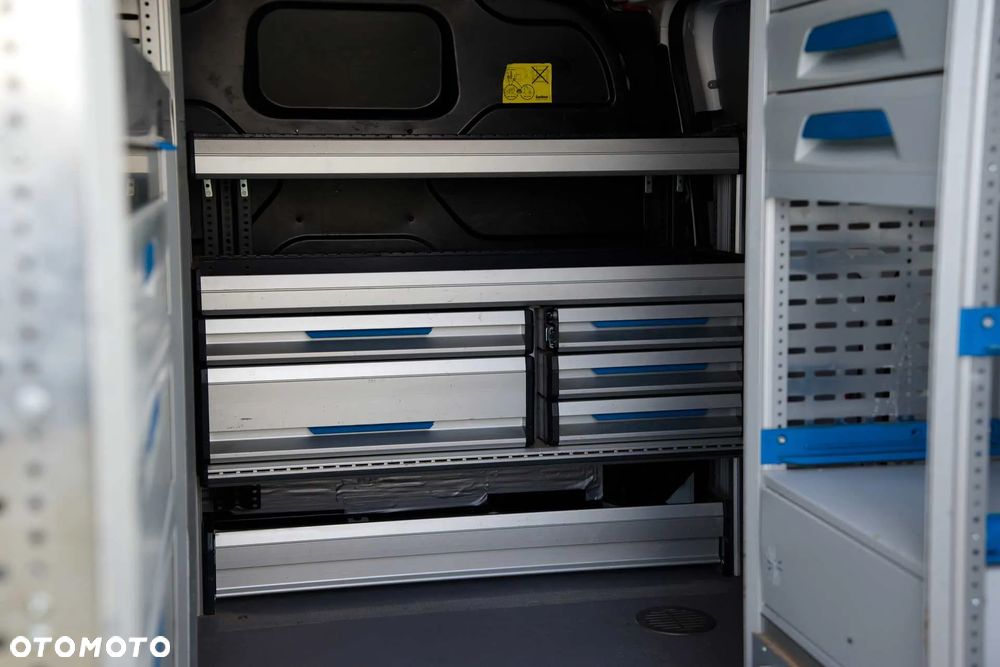 Ford Transit Custom L2H2 - Instalacja 230V mobilny warsztat - 11