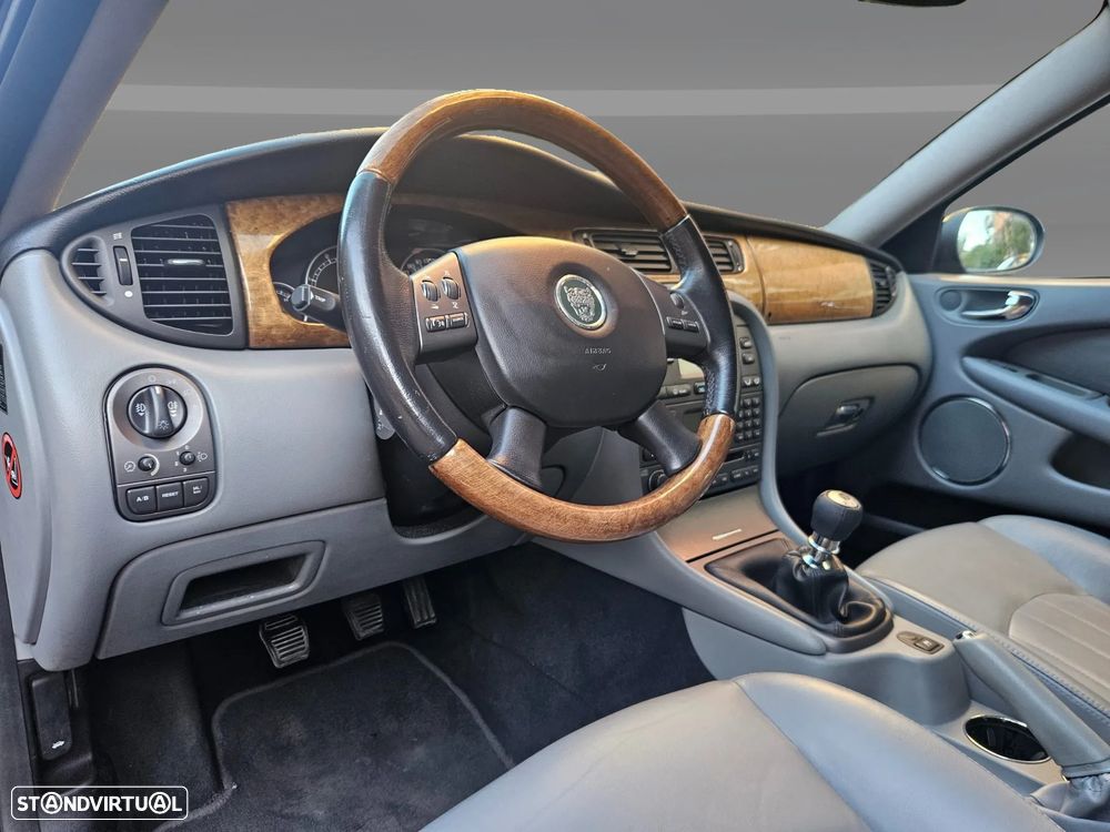 Jaguar X-Type - 37