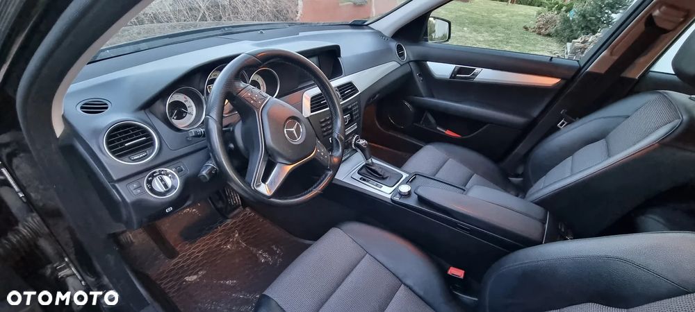 Mercedes-Benz Klasa C 180 CDI 7G-TRONIC Avantgarde Edition - 4