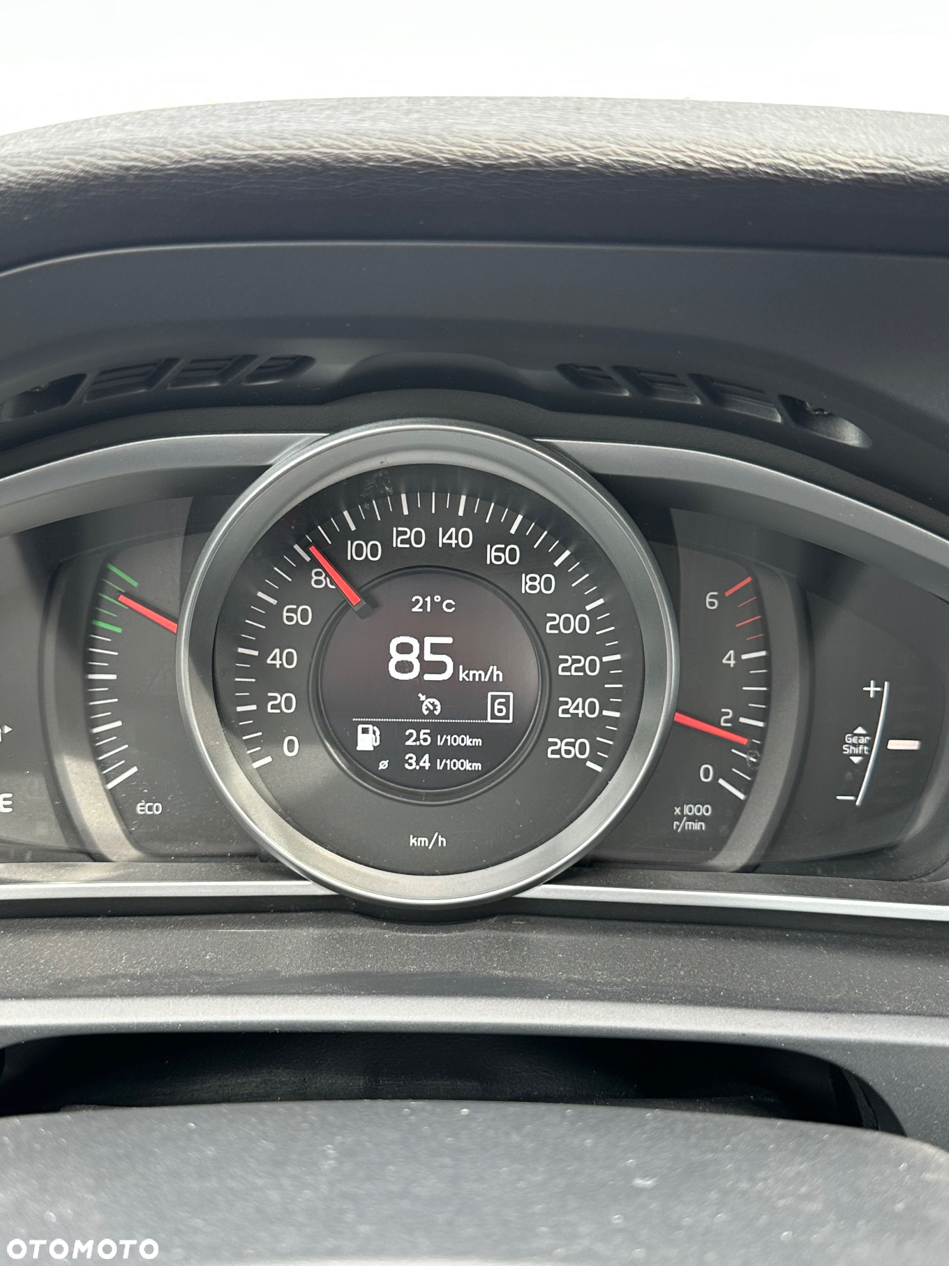 Volvo V40 D2 - 23